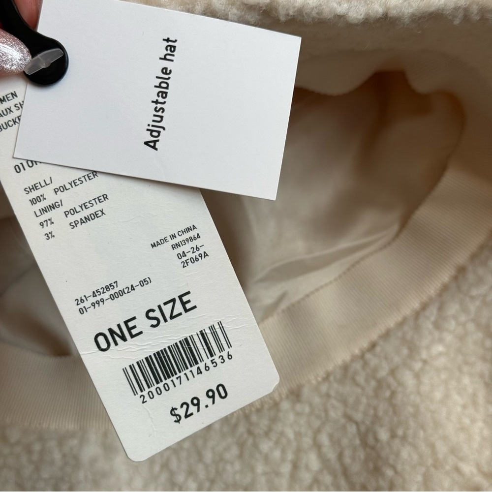 Uniqlo Adjustable off white Faux Shearling Bucket Hat - Picture 9 of 10